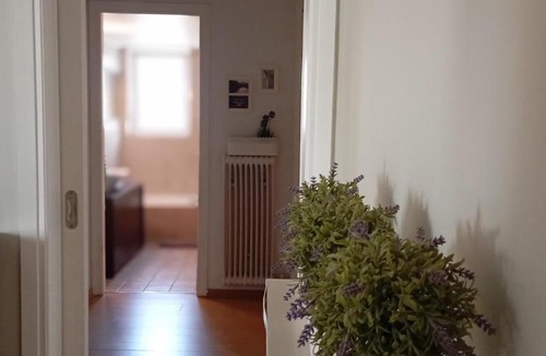 Kifisia Apartment | Tiny Little SUITE