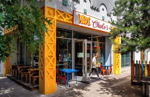 Alberta Arts District Apartment | Tiny Oasis Walk to Coffee, Food & Alberta Arts