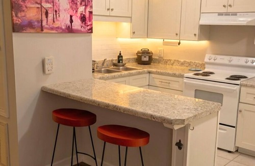 Wilmington Condo | Tiny Palace: 1-Bedroom Apartment, 30+ day stay. Pet-friendly, Pool, Washer-Dryer