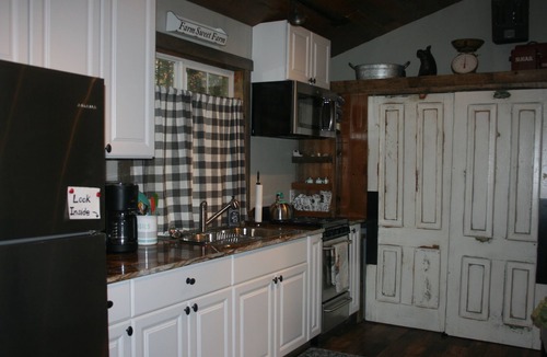 Columbia Falls Cabin | Tiny Red Farmhouse centrally located in Columbia Falls