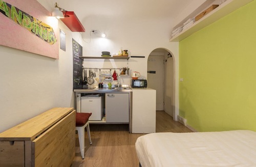 San Lorenzo Apartment | Tiny Reparata studio apartment in Florence