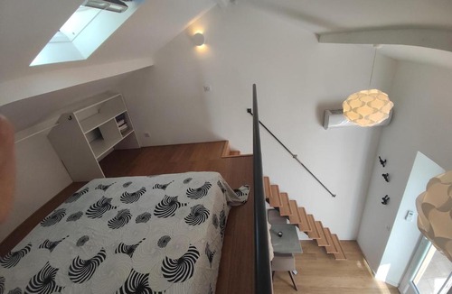 Saint-Vallier-de-Thiey Apartment | Tiny Rustique