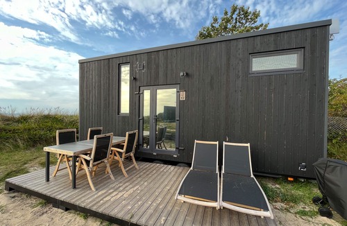 Kegnæshøj Cabin | Tiny Seaside Kegnæs #01 - 1st Row