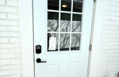 United Central Apartment | Tiny Studio Apartment Near St. Pete’s Vibrant Grand Central District