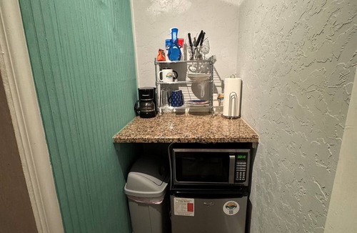 Downtown Orlando Apartment | TINY unit in cottage in the middle of Downtown