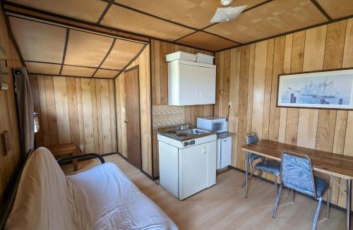 Wasaga Beach House | Tiny Wood Cottage 06