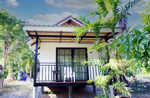 Ko Lanta Ski Chalet | TinyHouse at TigerCave