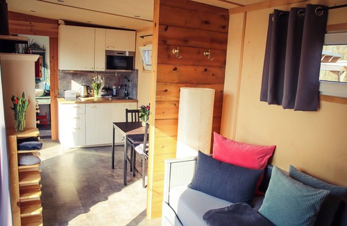 Nottuln House | Tinyhouse circus wagon Hofliebe Kotten Kunterbunt