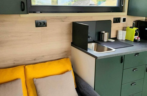 Pestera House | TinyHouse intimate mountain retreat in the middle of nature ideal for relaxation