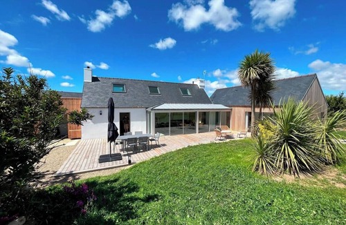 Plovan House | Tipoz'Immo Ti Marin beach access restaurant walking distance linen included