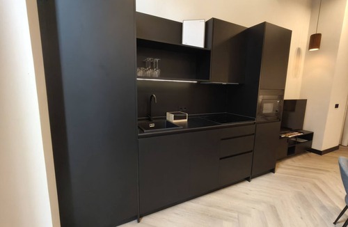 Badajoz Old Town Apartment | Tipuana -Light, calm and balance in front of Castelar