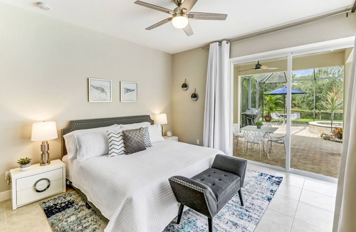 Central Naples Hotel | Tivoli: Lakefront, Private Pool, Hot Tub, EV Charger