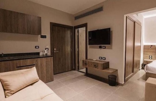 Al Mamsha El Seyahi Hotel | TK Suites