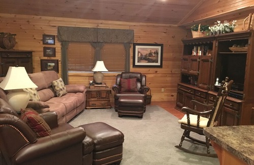 Spencer Cabin | TN STATE PARKS ARE OPEN!! Sun, fresh air, Hiking, waterfalls and firepit nights!
