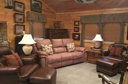 Spencer Cabin | TN STATE PARKS ARE OPEN!! Sun, fresh air, Hiking, waterfalls and firepit nights!