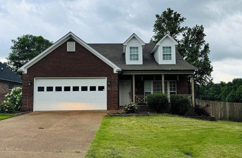 Jackson House | TNN Cozy home away.
