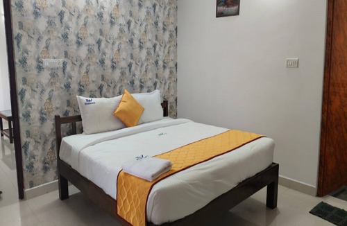Kalapettai Hotel | TNV Residency