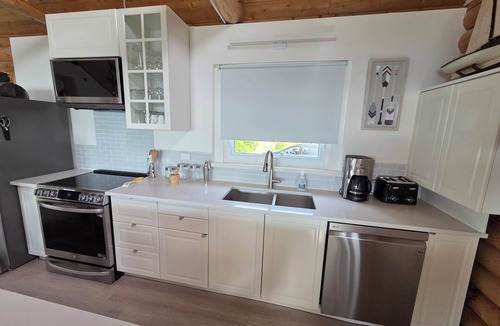 Northern Bruce Peninsula Cottage | Tobermory Waterfront Paradise
