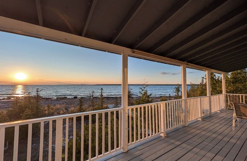 Northern Bruce Peninsula Cottage | Tobermory Waterfront Paradise