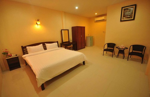 Lop Buri Hotel | Tokyo Hotel