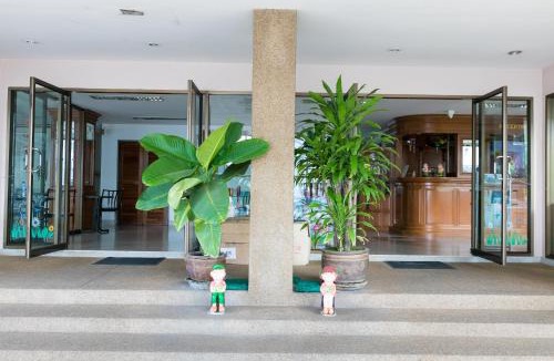 Nai Mueang Hotel | Tokyo Hotel