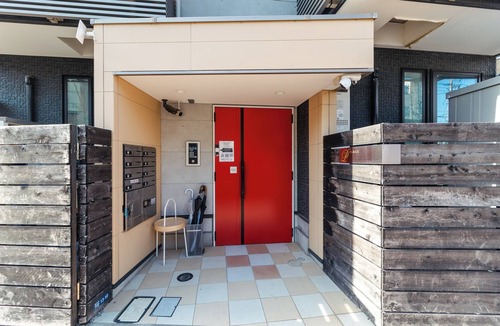 Sumida Apartment | Tokyo Skytree 301 Elegance Blue Twin Room bath WC