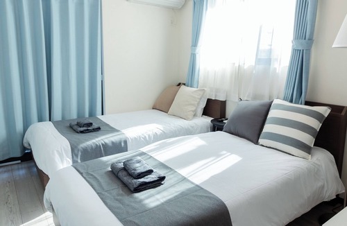 Sumida Apartment | Tokyo Skytree 301 Elegance Blue Twin Room bath WC