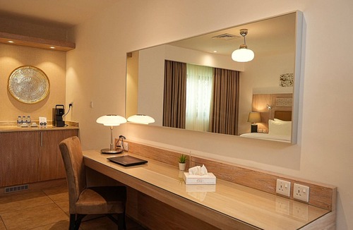 Jabal Al-Hussein Hotel | Toledo Hotel