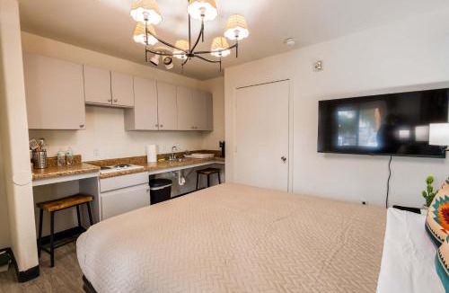 Tolleson Apartment | Tolleson Studio Cozy Retreat for 2 Guests