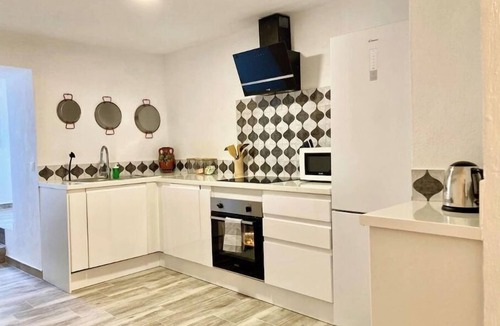 Tolox Apartment | Tolox Independent 2-bedroom Town Square Apartment