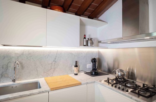 San Niccolo Apartment | Tom's Florence Walled Garden: Top Floor Oasis on Historic Walls