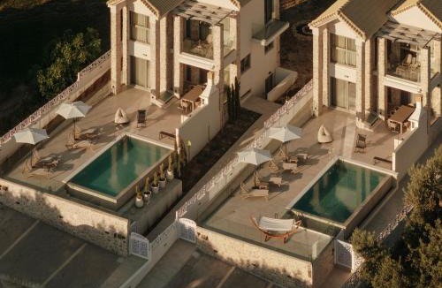 Paleros Villa | Tomas Villas