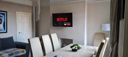 Droylsden House | Tomelle Manchester