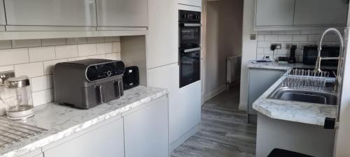Droylsden House | Tomelle Manchester