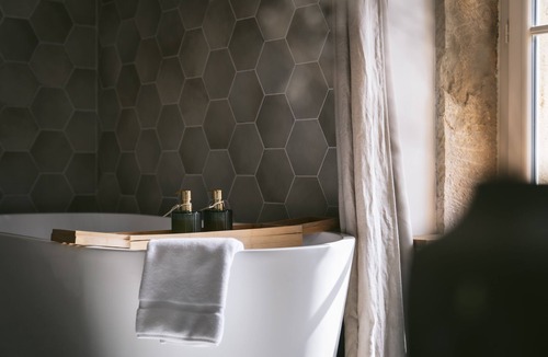 Chateau Bed & Breakfast | Tomette Singuliere - Chambres d'hotes