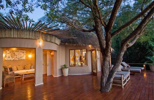 Simonga Cabin | Tongabezi