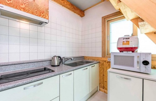 Tongyeong House | Tongyeong Saryangdo Don Quixote Pension