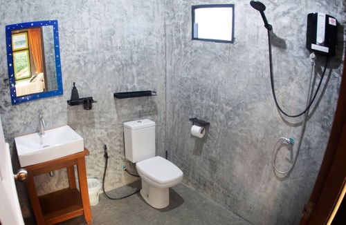 Ko Lanta Old Town House | Tonmai Suites