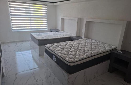 Caleta Hotel | Tonys Place