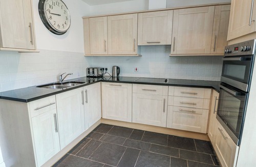 Dulas Cottage | Too Hoots