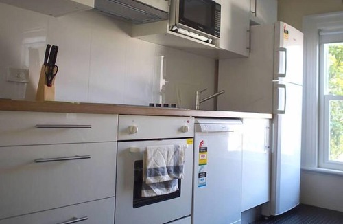 South Hobart Apartment | Toogooloowa on Davey 6