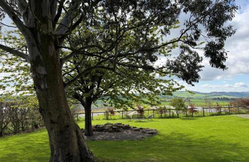 Cupar House | Top Cottage, Charming Country cottage near St Andrews