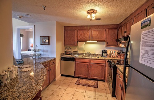 Seven Devils Condo | Top Floor 2B Condo w/Pool Access!