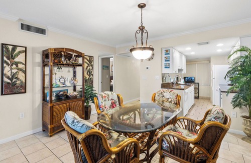 Madeira Beach Condo | Top Floor Direct Beachfront - Madeira Norte #510