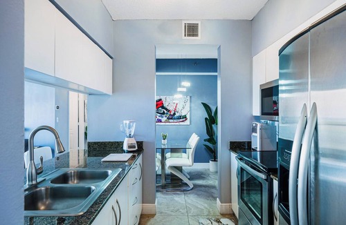 Brickell Condo | Top Floor Front Facing Penthouse Overlooking The Whole of Miami