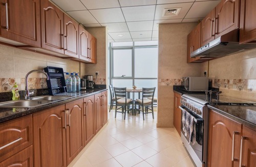 Rumailah Apartment | Top Floor Luxury 2BR Beach Apartment with Full Sea View