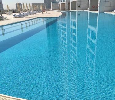 Rumailah Apartment | Top Floor Luxury 2BR Beach Apartment with Full Sea View