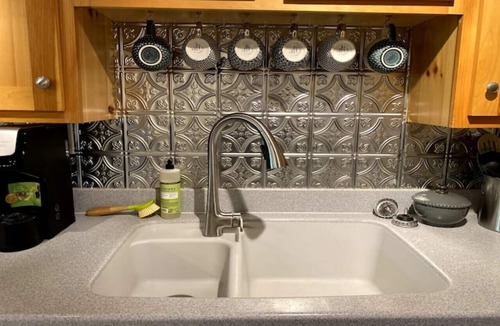 Kingfield Apartment | Top Floor River View Apartment