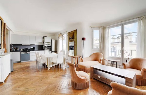 Notre-Dame-des-Champs Apartment | Top floor Saint Germain Terrace Apartmrent