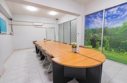 Maha Sarakham Hotel | Top Inn Hotel